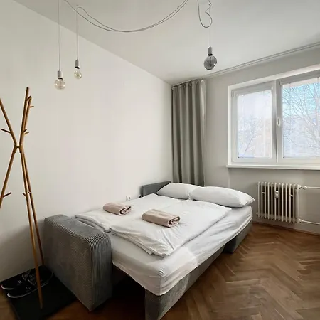 Apartment Sunny Near Centre